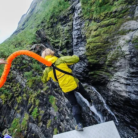 Lyngenfjord,odins Hus * Olderdalen