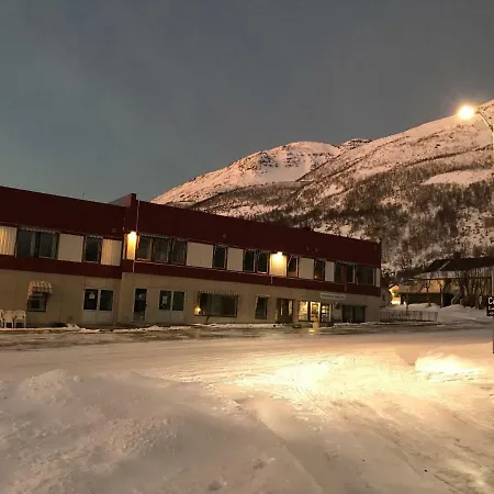Lyngenfjord,odins Hus *