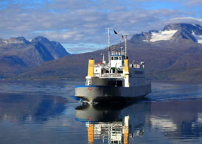 Lyngenfjord,odins Hus *