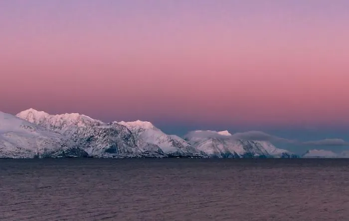 Lyngenfjord,odins Hus 아파트 *