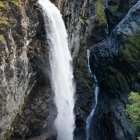 Lyngenfjord,odins Hus アパート